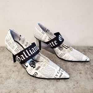 NWT GALLIANO GAZETTE PUMPS